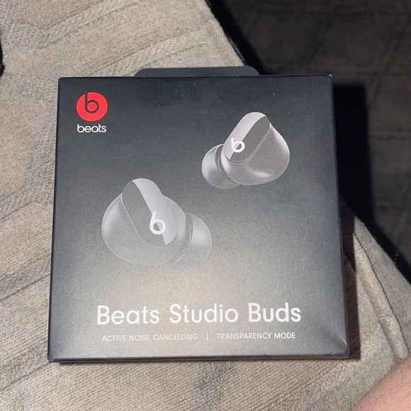 Brand new Beats Studio buds - Picture 1 of 1